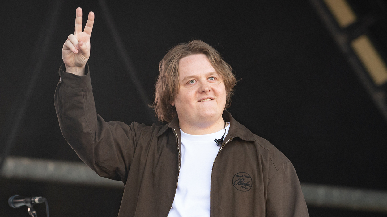 LEWIS CAPALDI ON CELEBRITY SUPPORT