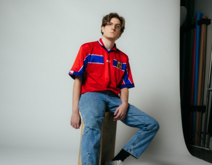 Lo-fi Bedroom-pop album 'Dumbo'