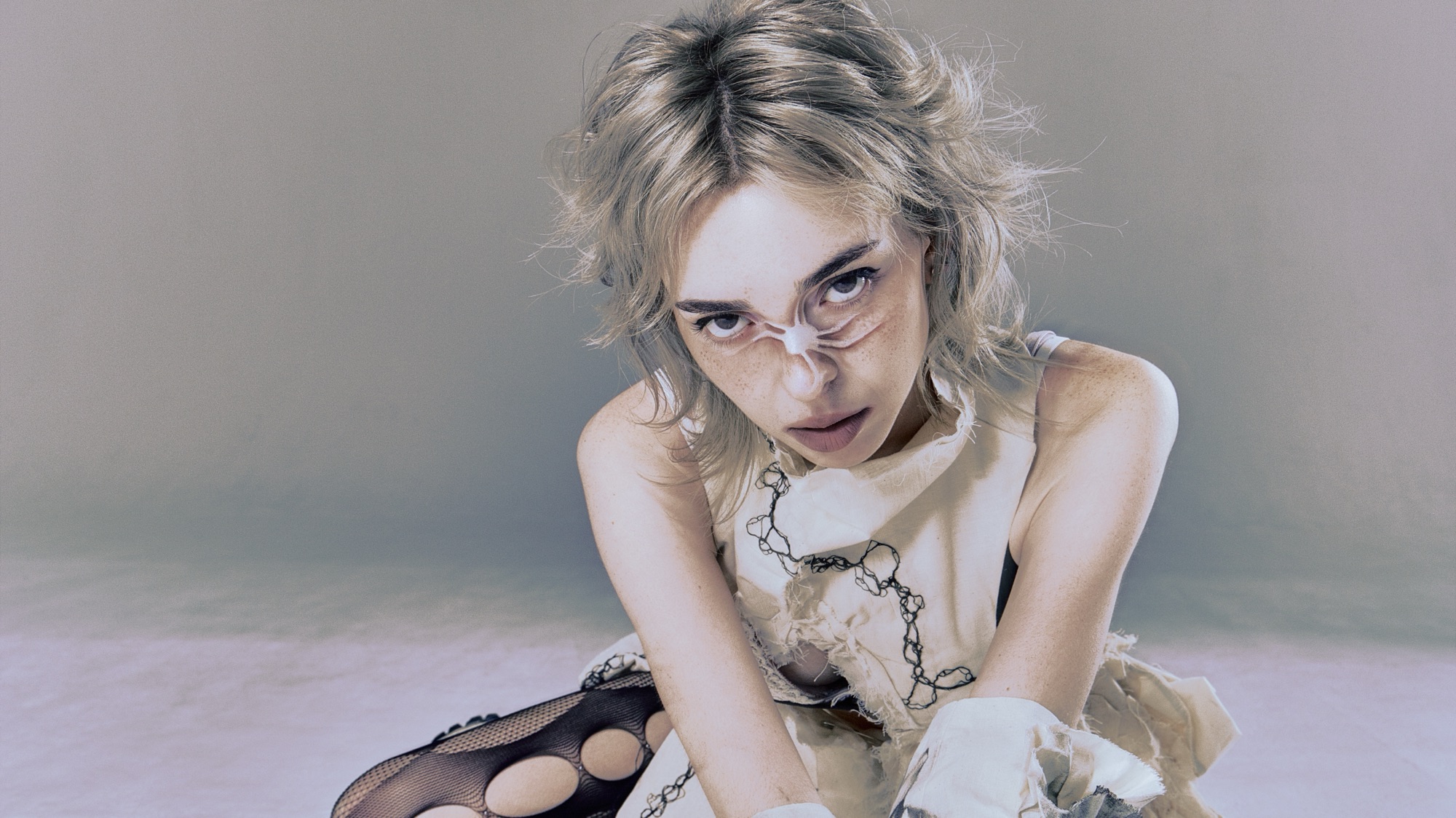 Sophie Powers - TikTok's new future pop face