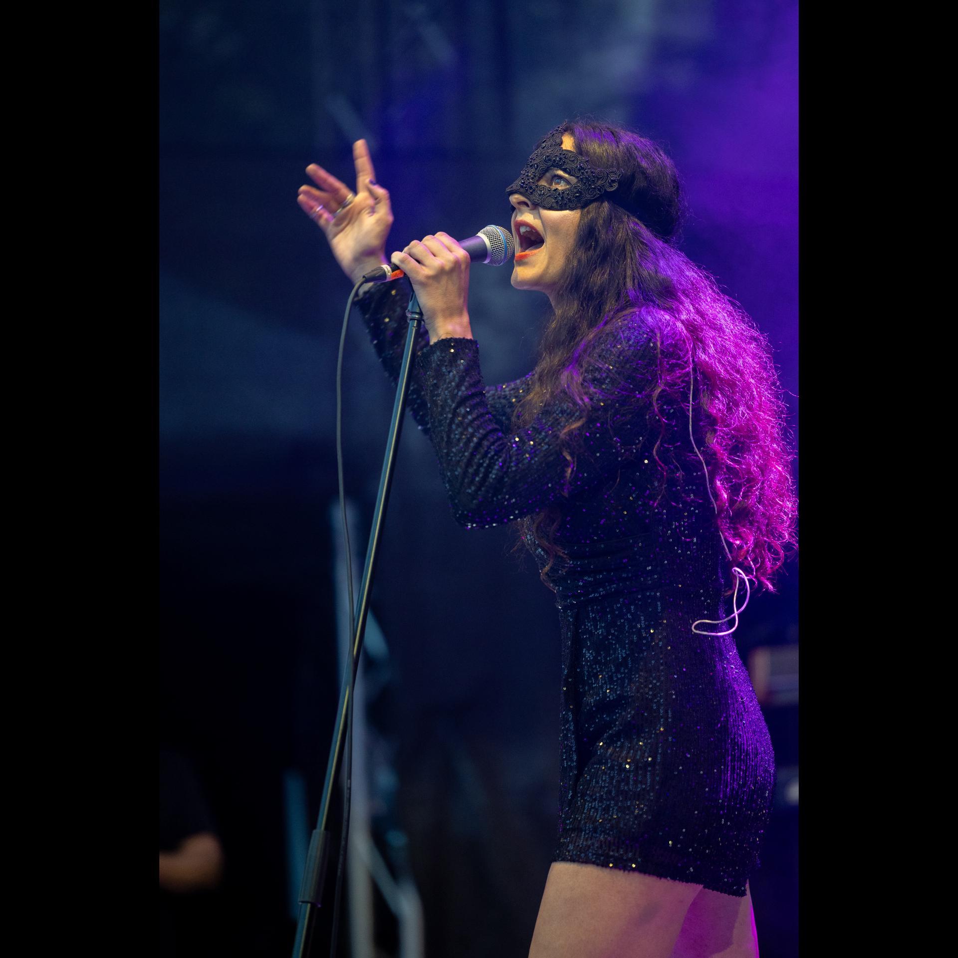 BONNIE AND THE JETS II